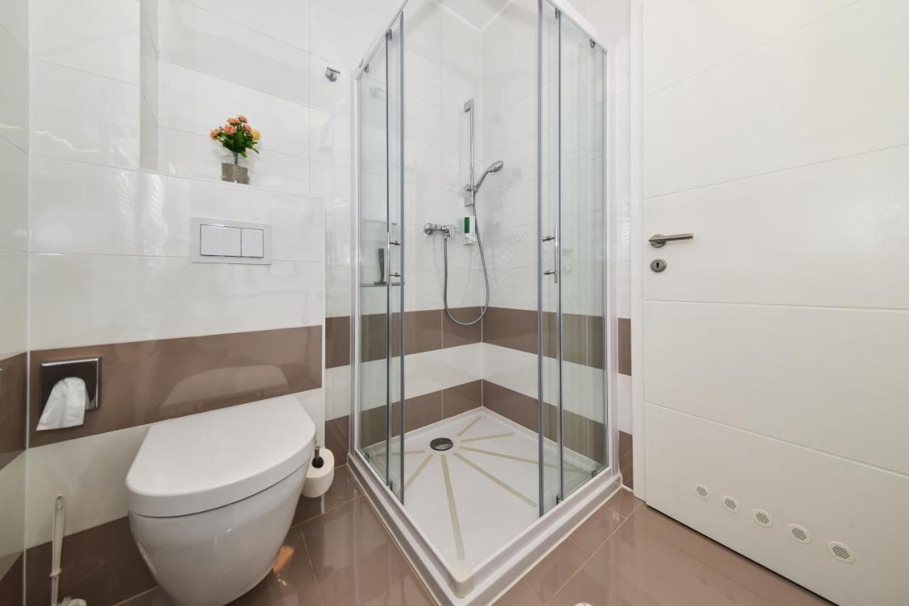 Mm Luxury Apartments Diamond & Silver Zadar Exterior photo